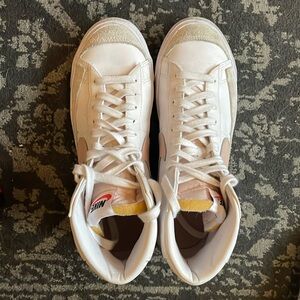 Nike Blazers Mid ‘77 size 9.5